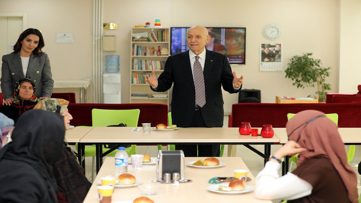 Yaşar, 8 Mart’ı konukevi misafirleri ile kutladı