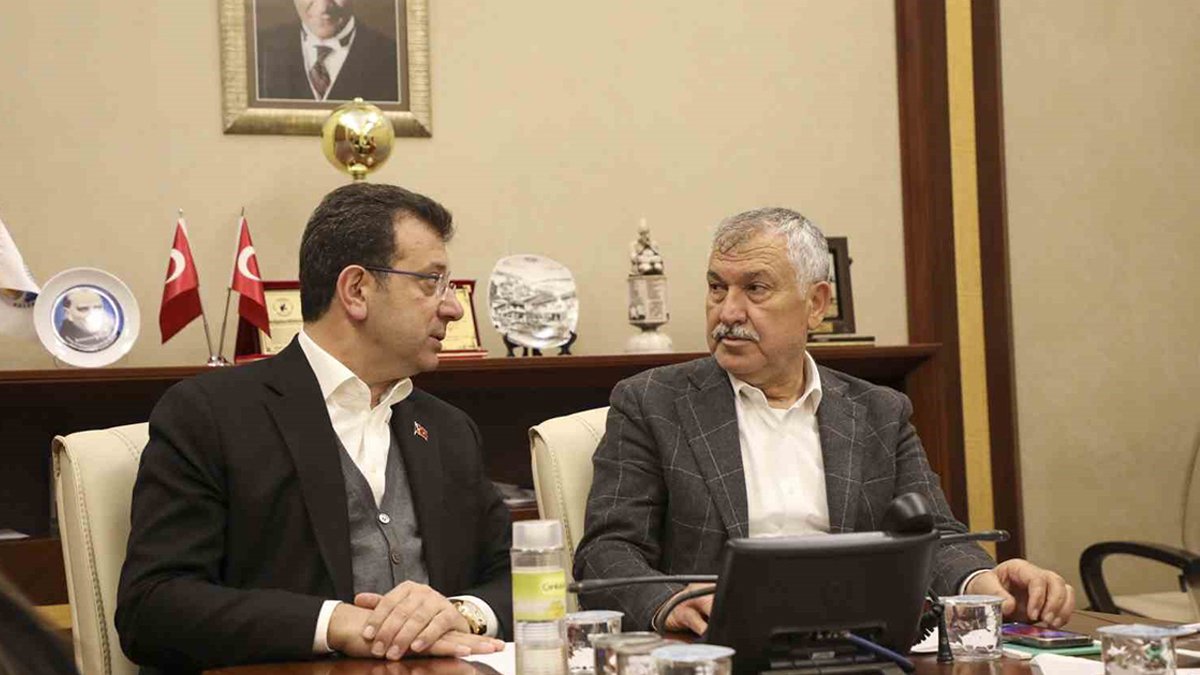 İmamoğlu'ndan Zeydan Karalar'a ziyaret: Depremi unutturmamalıyız