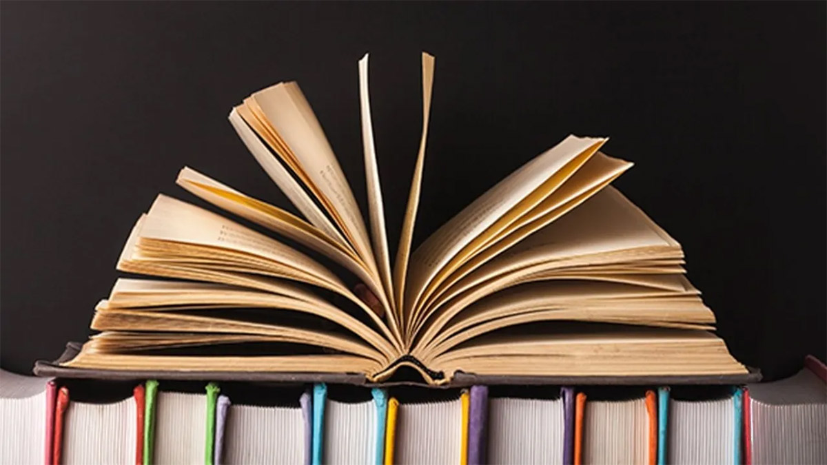 4 yeni kitap raflarda