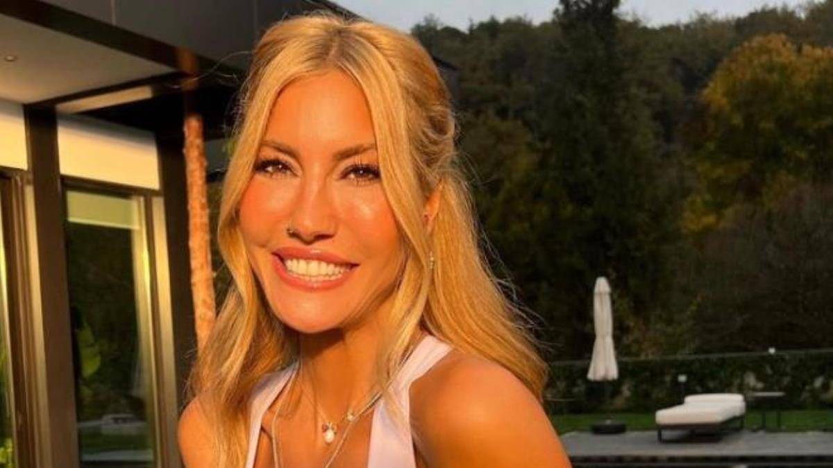 8 yıllık bekleyiş mutlu sona ulaştı! Çağla Şikel aşk itirafı geldi! “Mutluyuz”