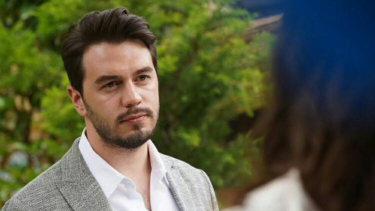 ...yu canlandırarak dikkatleri üzerine çeken ünlü oyuncu İsmail Ege Şaşmaz&...