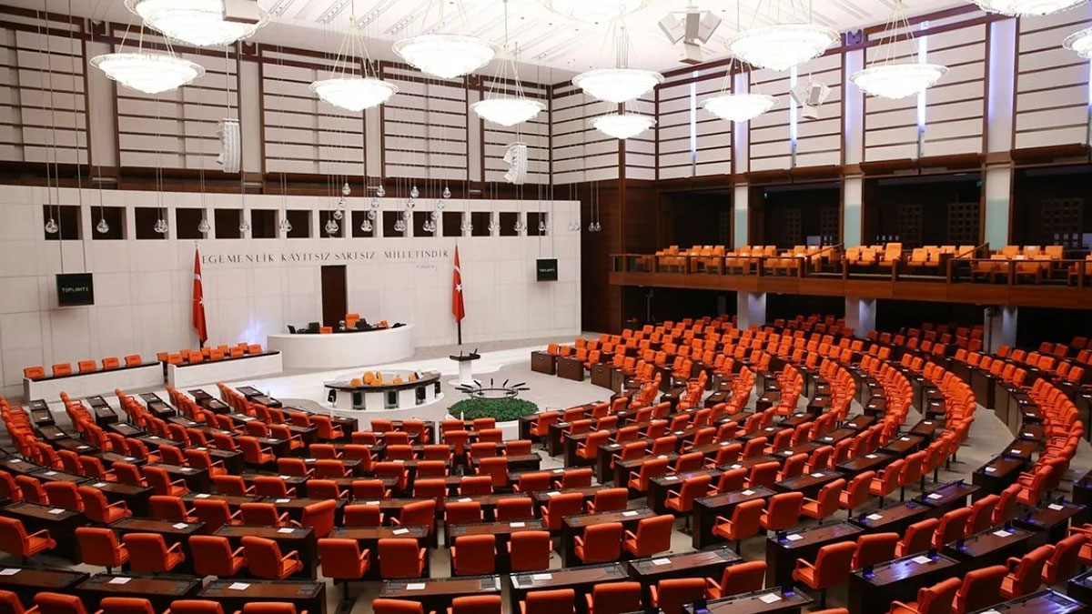 O partiden milletvekili adayı olmak ücretsiz! Fakat bir tek şartı var...