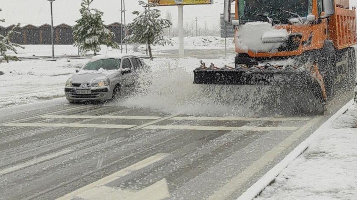 Konya'da eğitime kar engeli