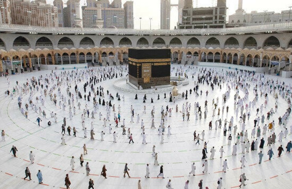 Hac ibadetini yerine getirmek isteyenlere duyuruldu! 100 bin TL ve üzeri destek müjdesi geldi: İşte başvuru şartları...