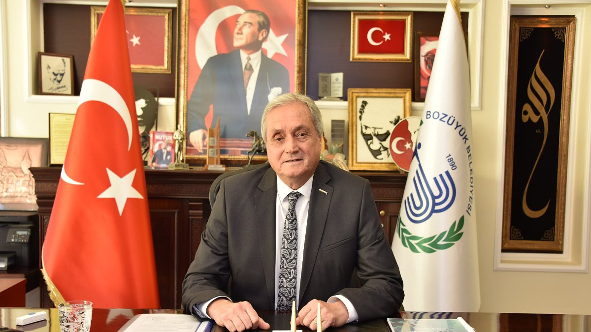 Başkan Bakkalcıoğlu tüm emekçilerin '1 Mayıs İşçi Bayramı'nı kutladı