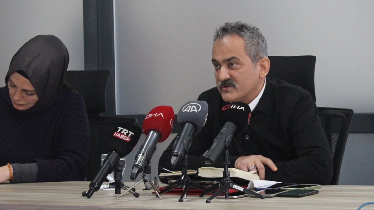 5000 personel alımı az önce duyuruldu! Bu branşlara kadro açıldı: Ön lisans, lisans mezunları dikkat!