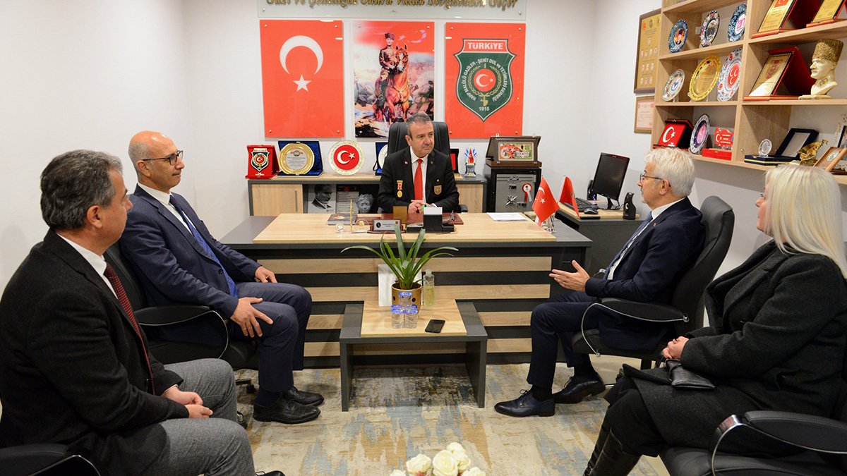 Başkan Erdem’den şehit yakınları ve gazilere destek sözü