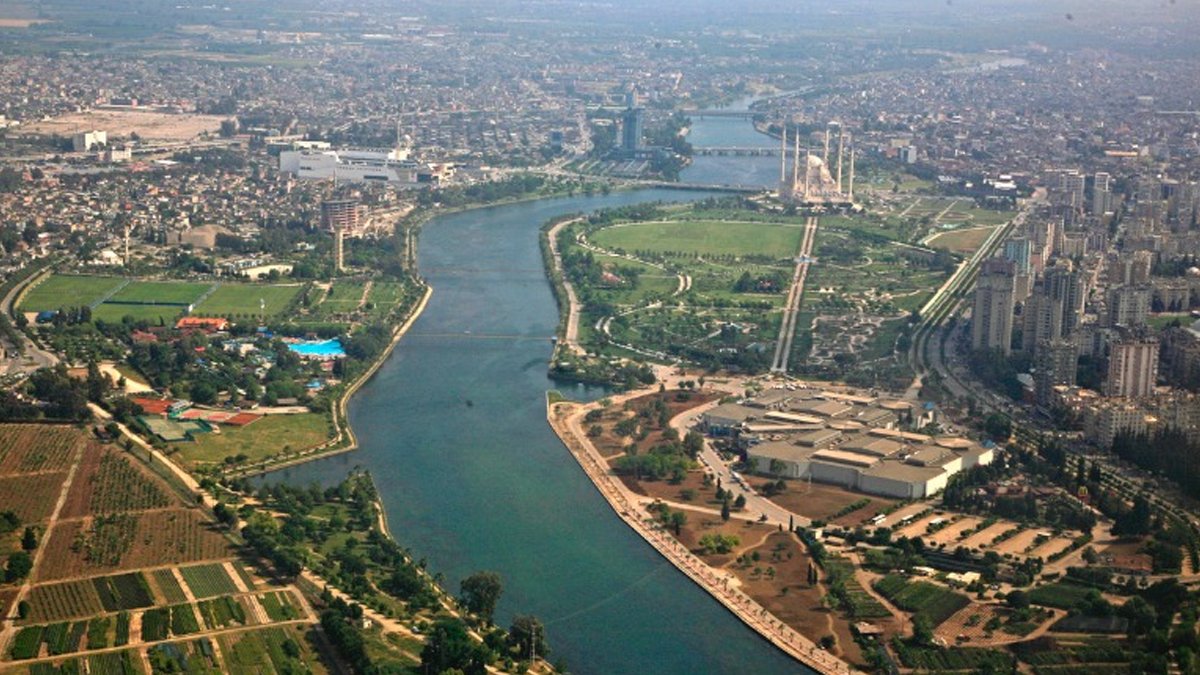 Fahiş kira zammı yapan ev sahibine gözaltı