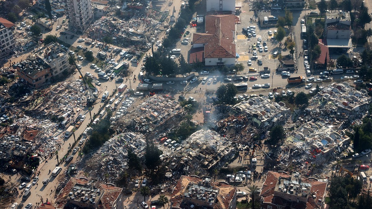 Brüksel’de depremzedeler için ’20 milyar dolarlık’ bağış konferansı: Yardımların kontrolü AB’de olacak