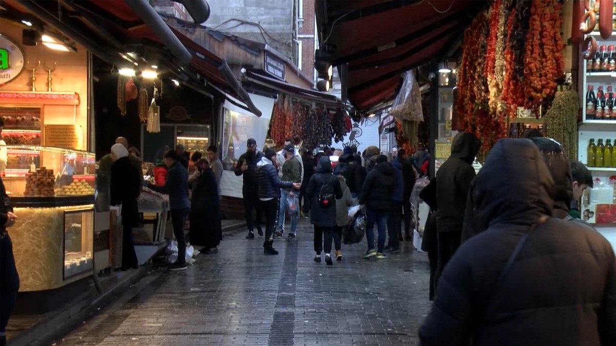 Büyük deprem etiketleri de vurdu: Hurma, kayısı, antep fıstığı...