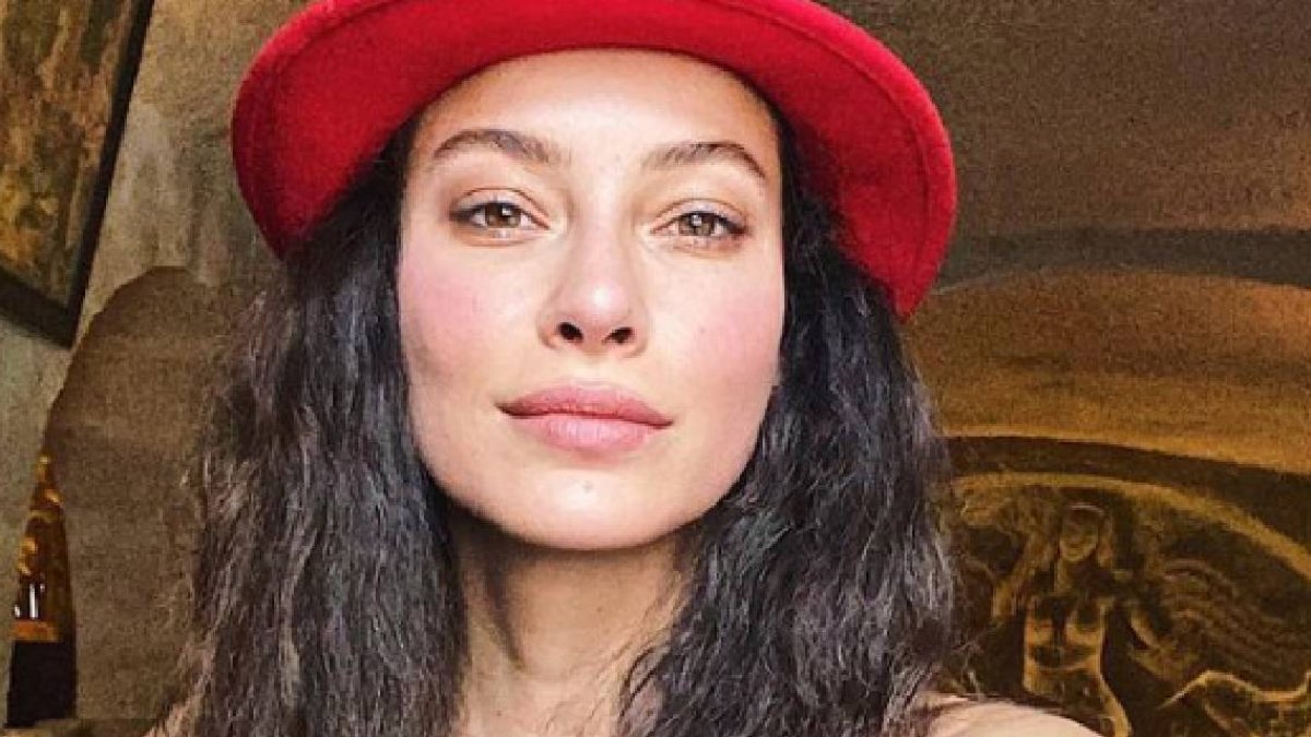 Müjde Uzman insomnia hastası olduğunu duyurdu 3 haftadır hiç uyumadım