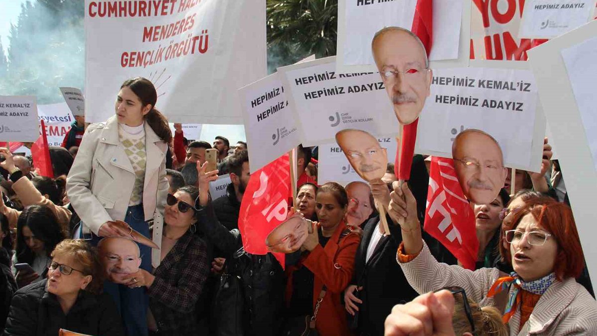 Kılıçdaroğlu'na İzmir'de sevgi seli: Hepimiz Kemal'iz, Hepimiz Adayız