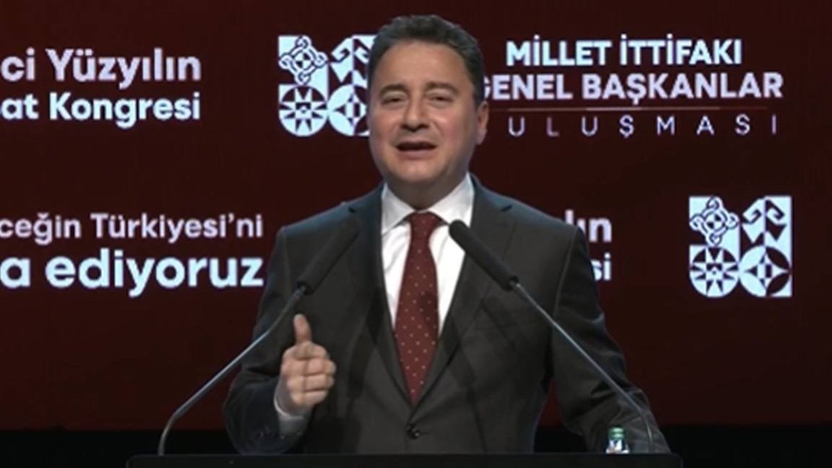 Babacan: Gençlerin yaşamak istediği Türkiye'yi hedefliyoruz