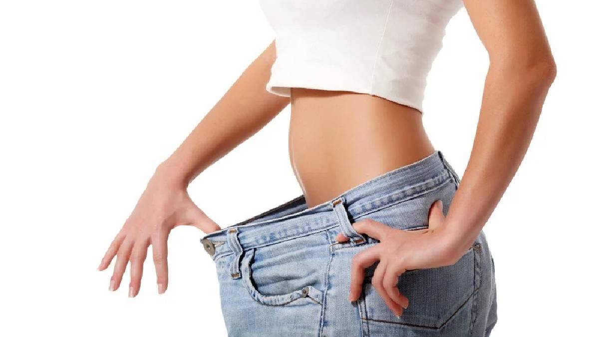 Bu karışımı yapan 30 günde 3 beden birden incelecek! İğne ipliğe çeviren gizli formül!