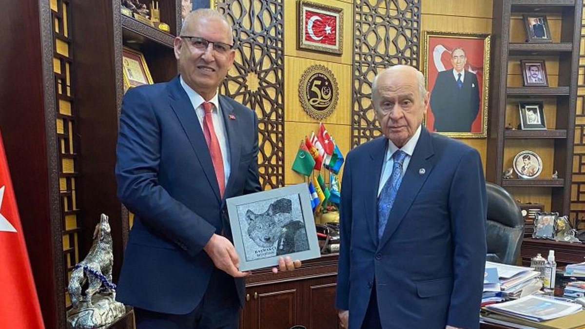 Belediye başkanı, kalp krizi nedeniyle yaşamını yitirdi