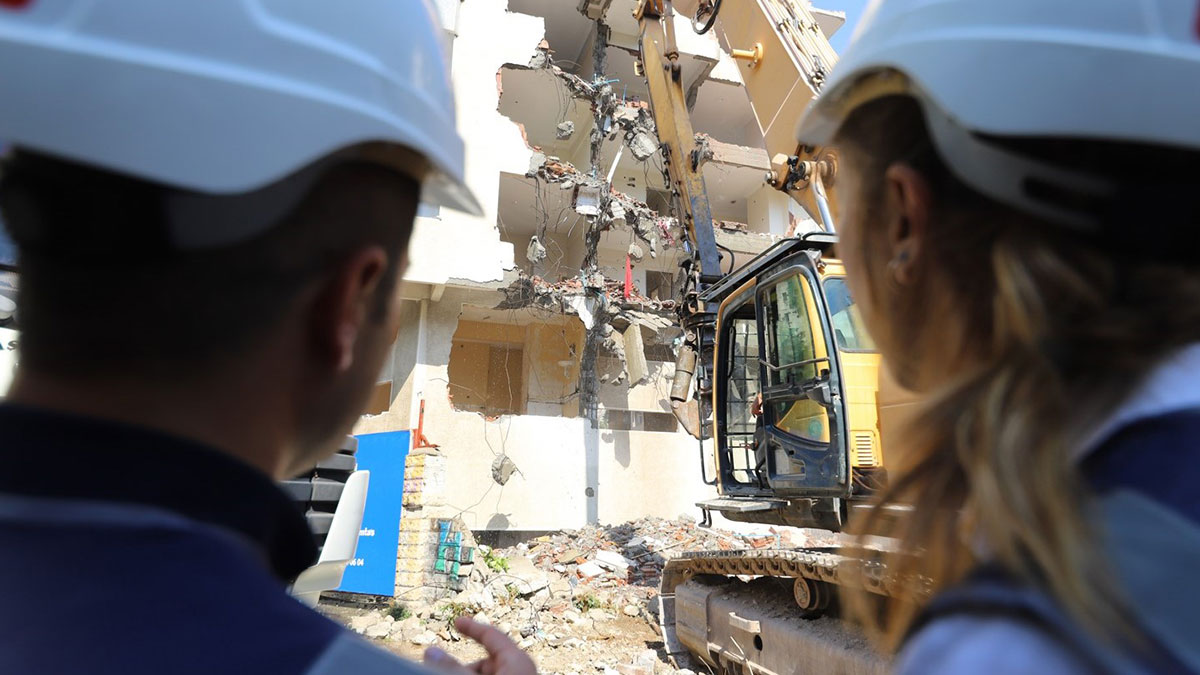 Binanızın durumunu anında öğrenin! İmamoğlu duyurdu: Bu uygulamayı indirin, binanızın depreme dayanıklılığını sorgulayın