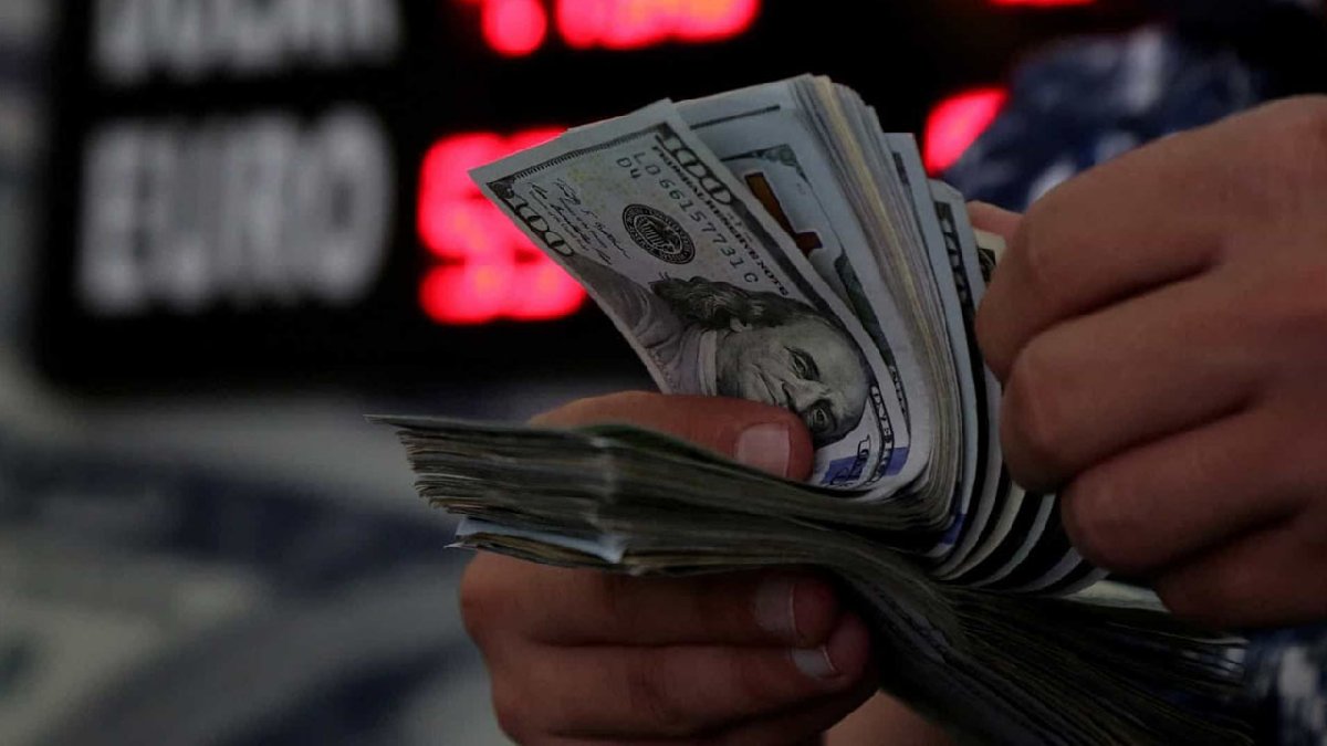 O isim daha öncesinde de bilmişti! Yeni tahminleri piyasayı sarstı, Dolar kuru 25'e yükselebilir!