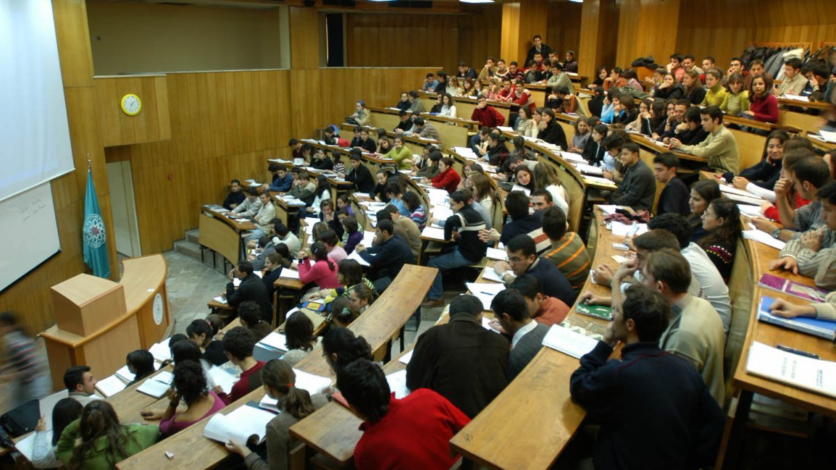 Üniversiteler ne zaman açılacak? YÖK'ten 'hibrit eğitim' mesajı