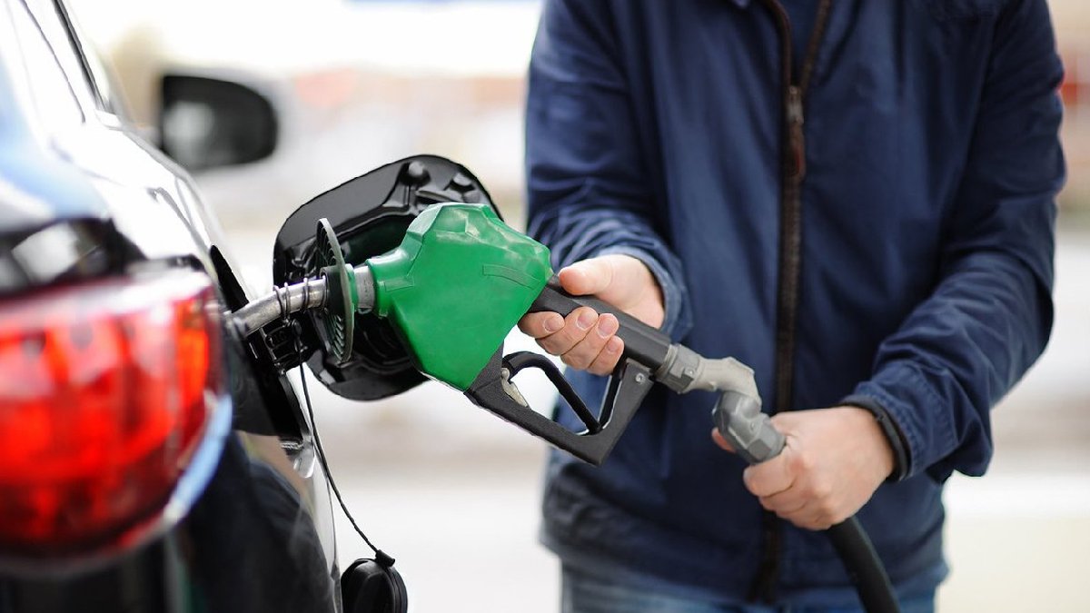 Benzin ve motorinde indirim var mı? Petrol fiyatları değişti, 22 Mart güncel akaryakıt fiyat listesi...