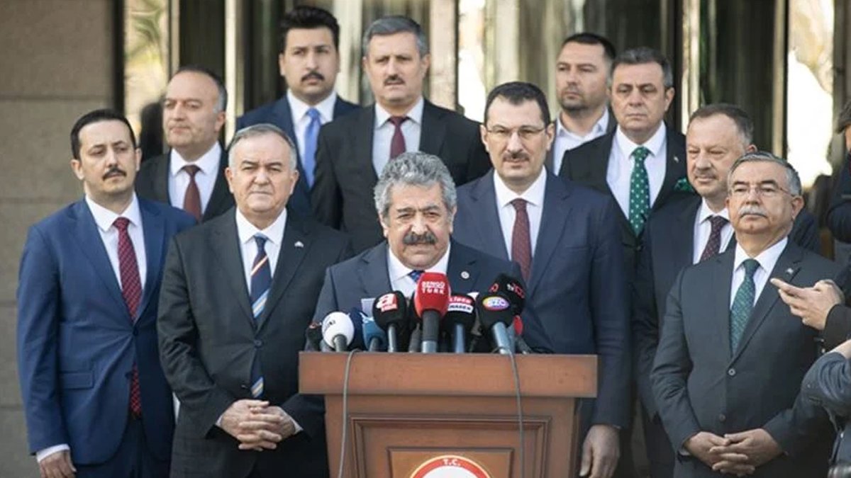 Duyar duymaz tepki gösterdi! MHP'li ismi kızdıran Erdoğan sorusu