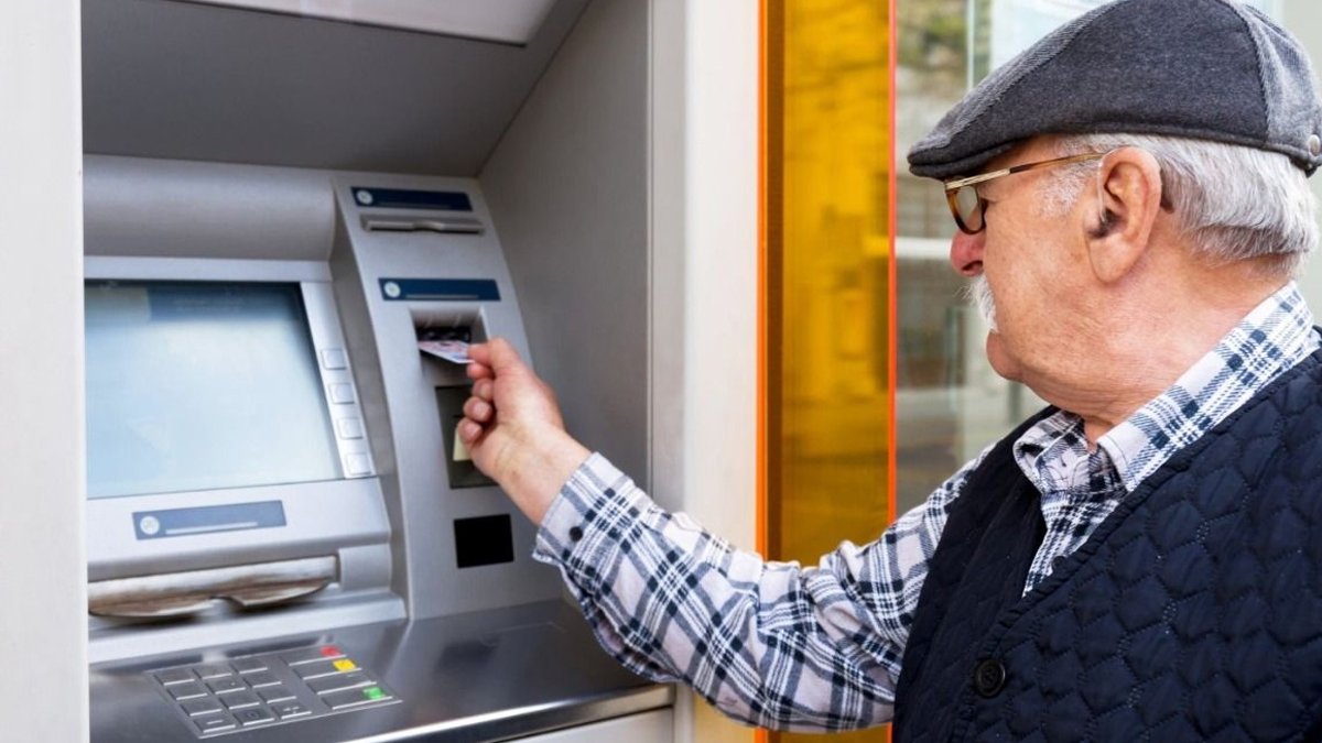 DİSK-AR'dan 'emekli' araştırması: İkramiye kaybı 10 bin TL'ye yaklaştı