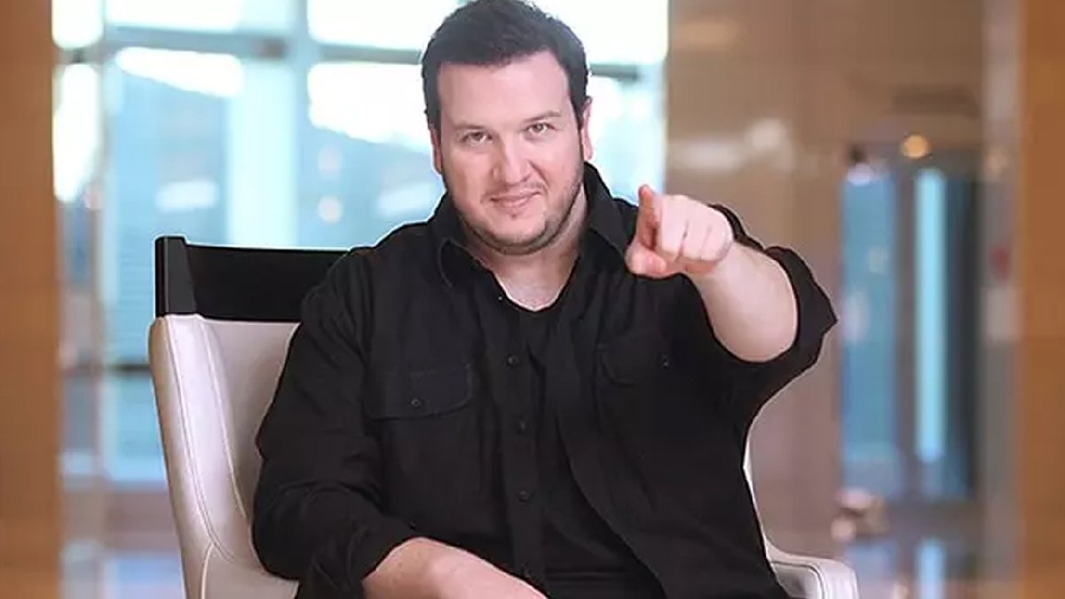 Şahan'dan o siyasi isme olay yaratacak sözler: Ülkesini hiç iplemeden intikam peşinde koşan siyasetçi kim?