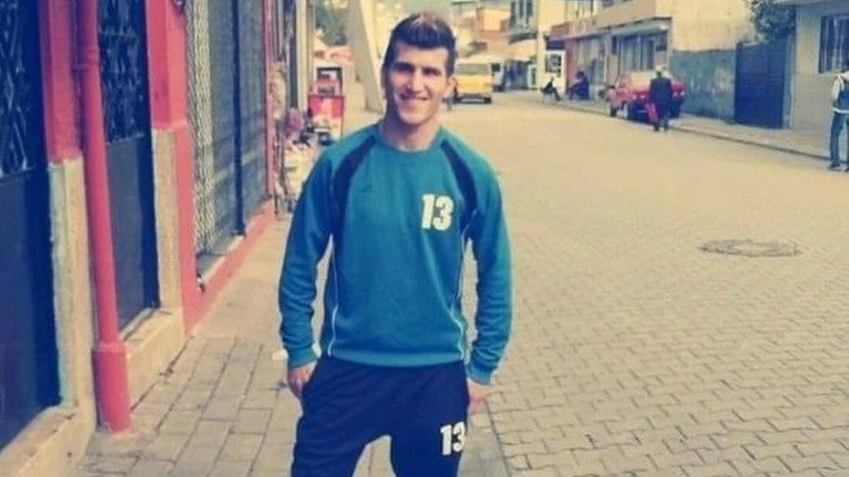 Sahada kalp krizi geçiren futbolcu Hüseyin Kaya, 5 aylık yaşam savaşını kaybetti