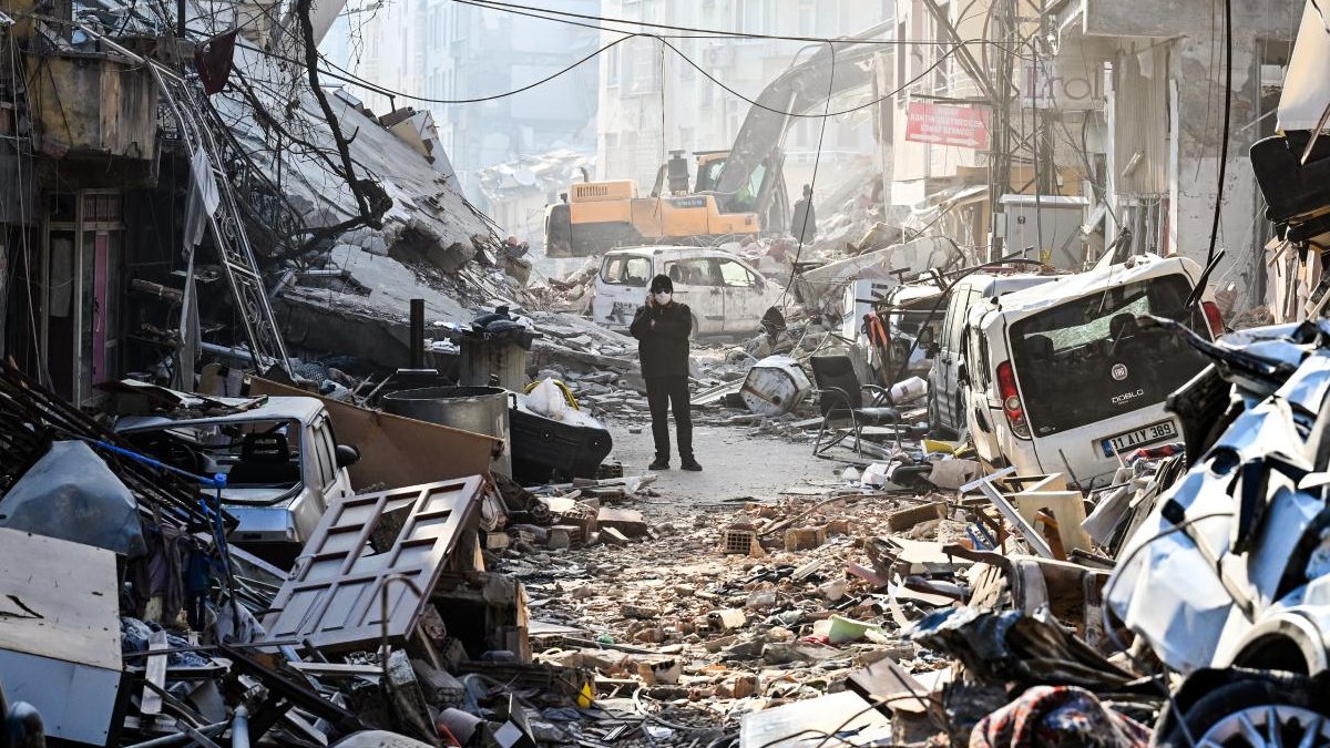 Deprem soruşturmalarında ilk iddianame hazır