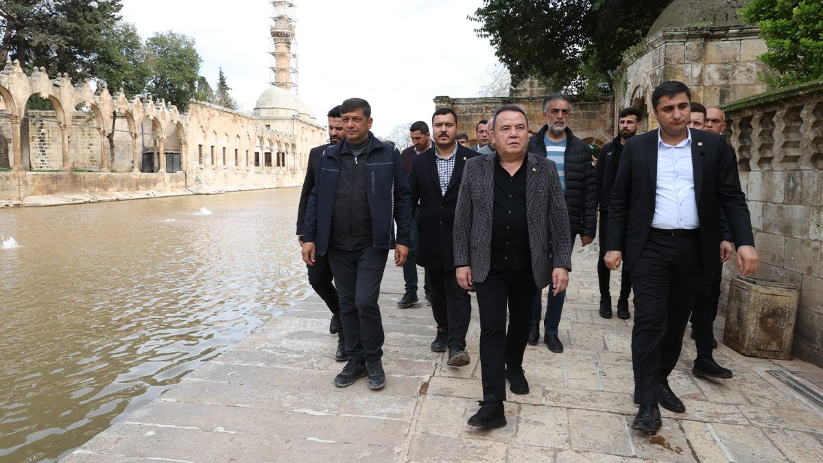 Başkan Böcek sel bölgesi Urfa’da