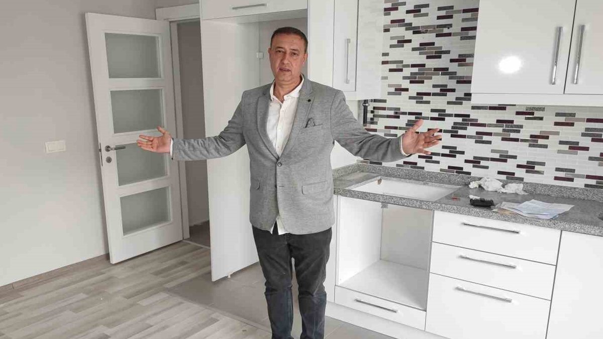 Deprem felaketinden kaçtı geri döndüğünde hayatının şokunu yaşadı: Evime 3 kez çilingirle girdim