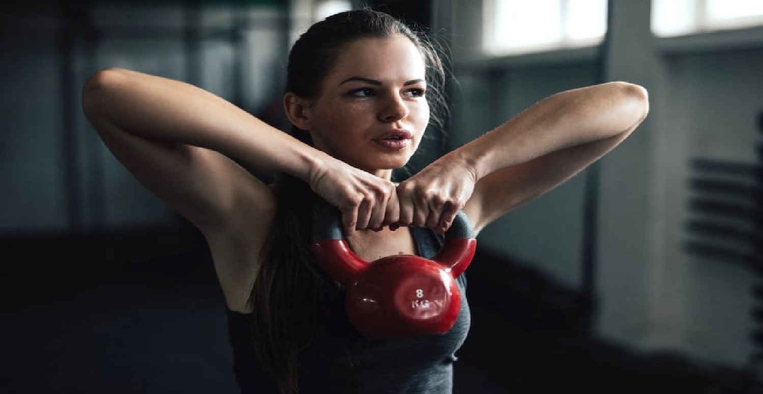 Yaza fit bir vücutla girmek bu kadar basit! Sadece 1 kaşık eklemek yeterli: Dümdüz bir karın, sıkı bir basen!