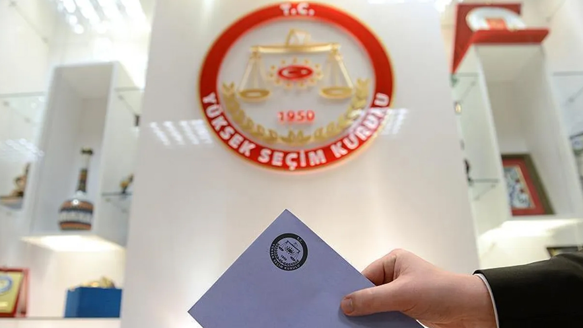 Cumhurbaşkanı adayları için imza maratonu ikinci gününde: Hangi aday kaç imza topladı?