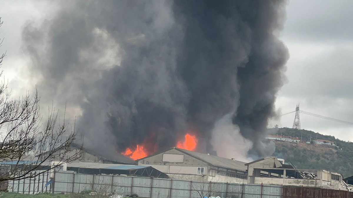 Son dakika! Gebze'de fabrika yangını