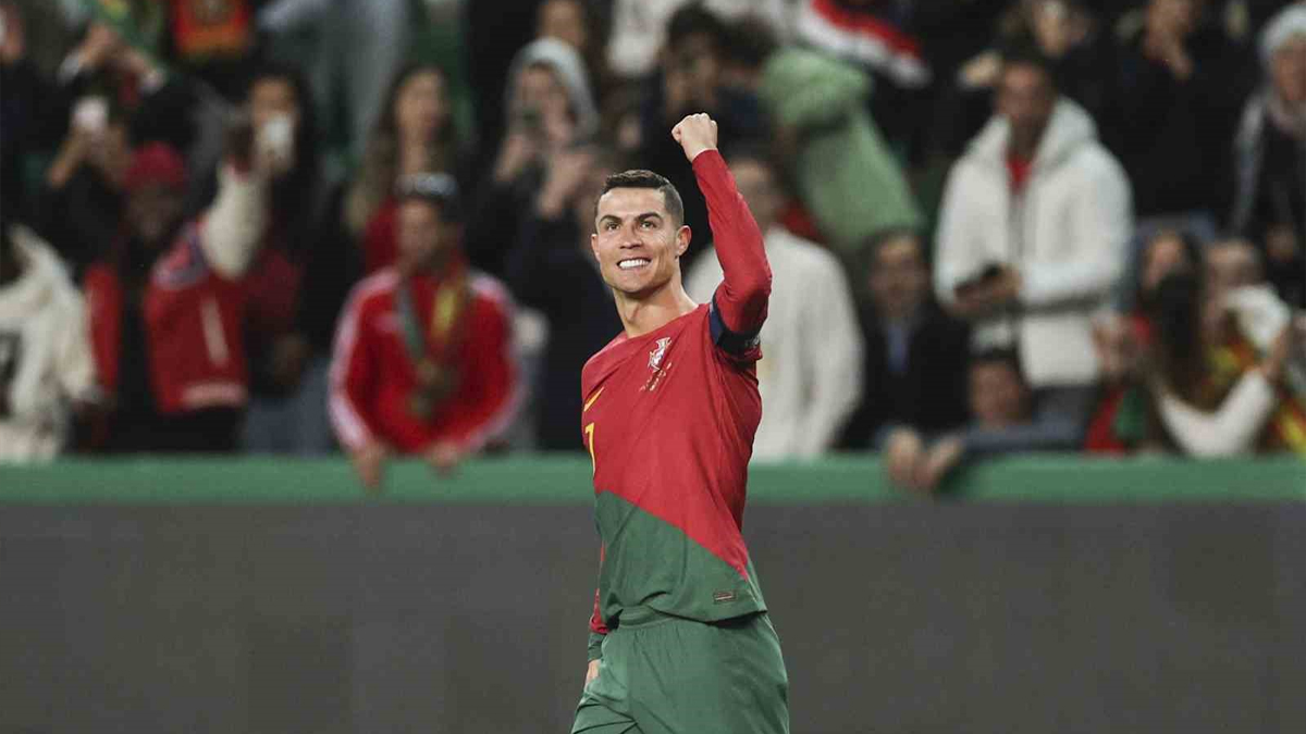 Ronaldo'dan bir gecede üç dünya rekoru!