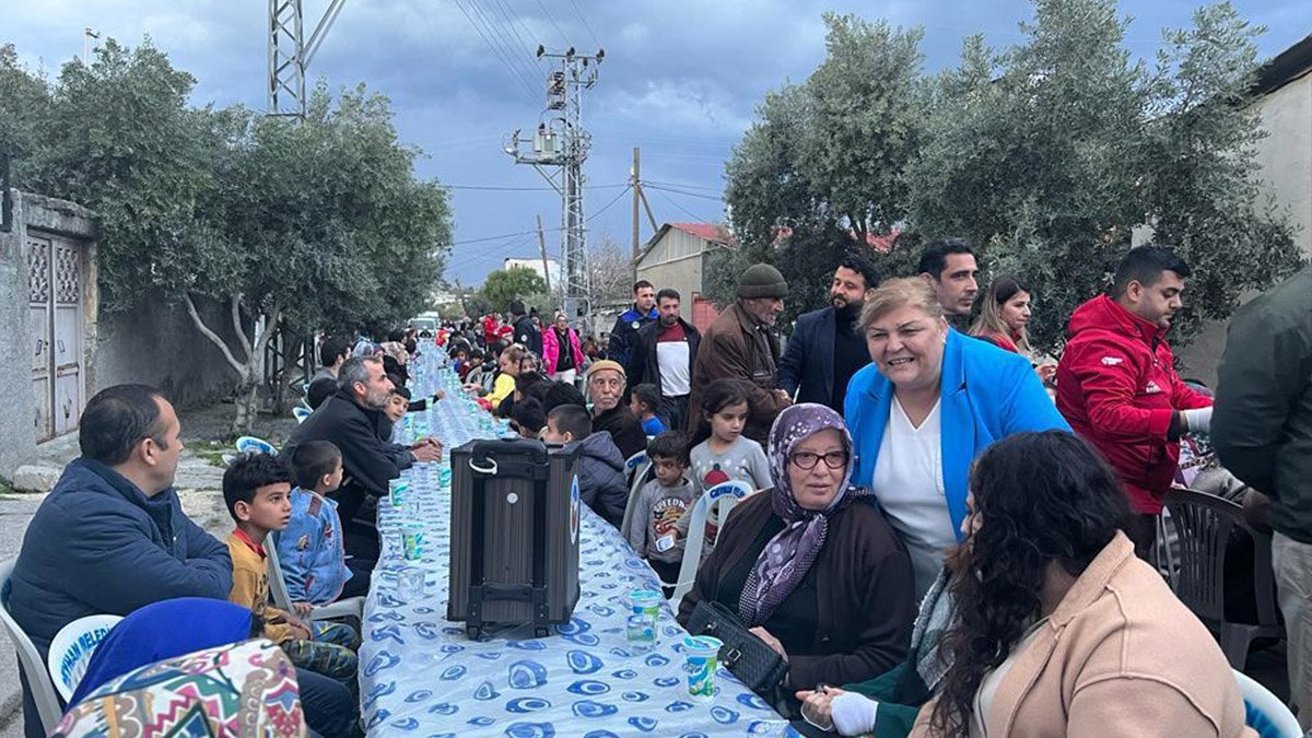 Hülya Erdem, vatandaşları aynı sofrada buluşturdu