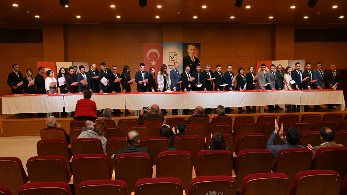 30 yeni memur yemin ederek görevine başladı