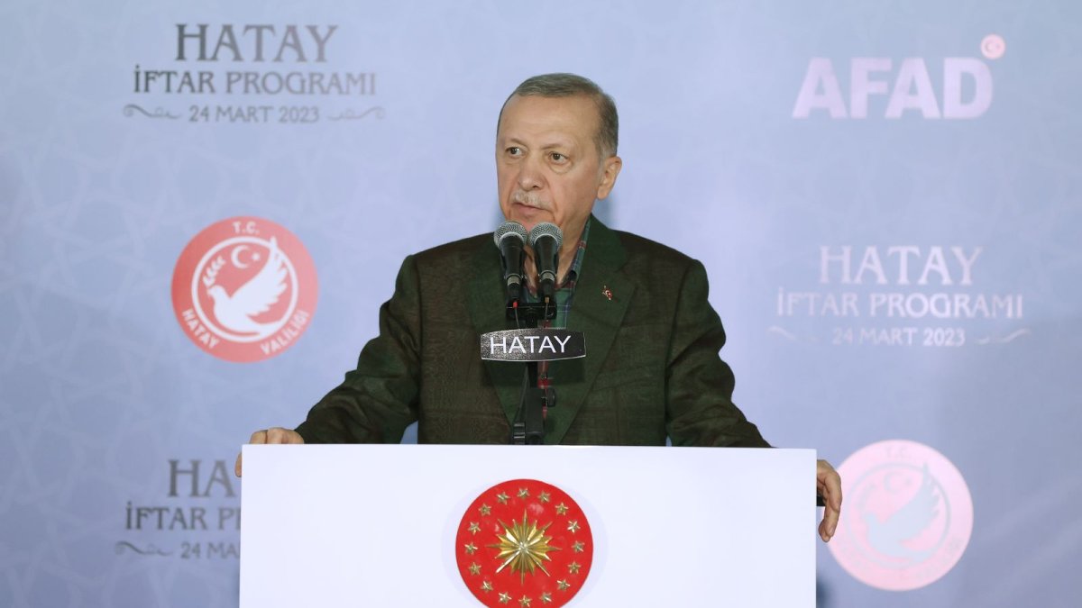 Erdoğan: Tuzu kurulara milletimiz ders verecek
