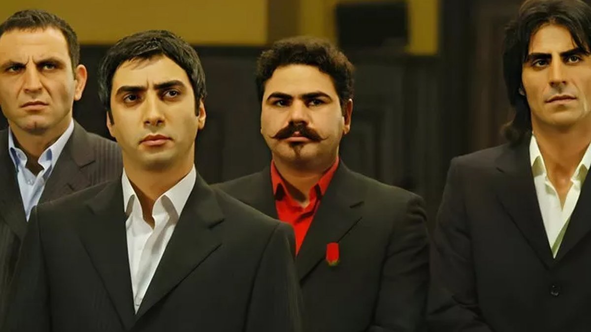 Kurtlar Vadisi'nin yıldızıydı! Ünlü oyuncu siyasete atıldı! O partiden milletvekili aday adayı oldu