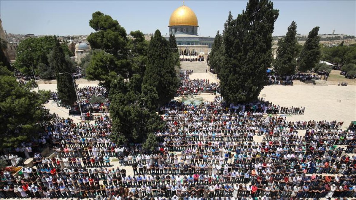 İsrail’den cuma işkencesi