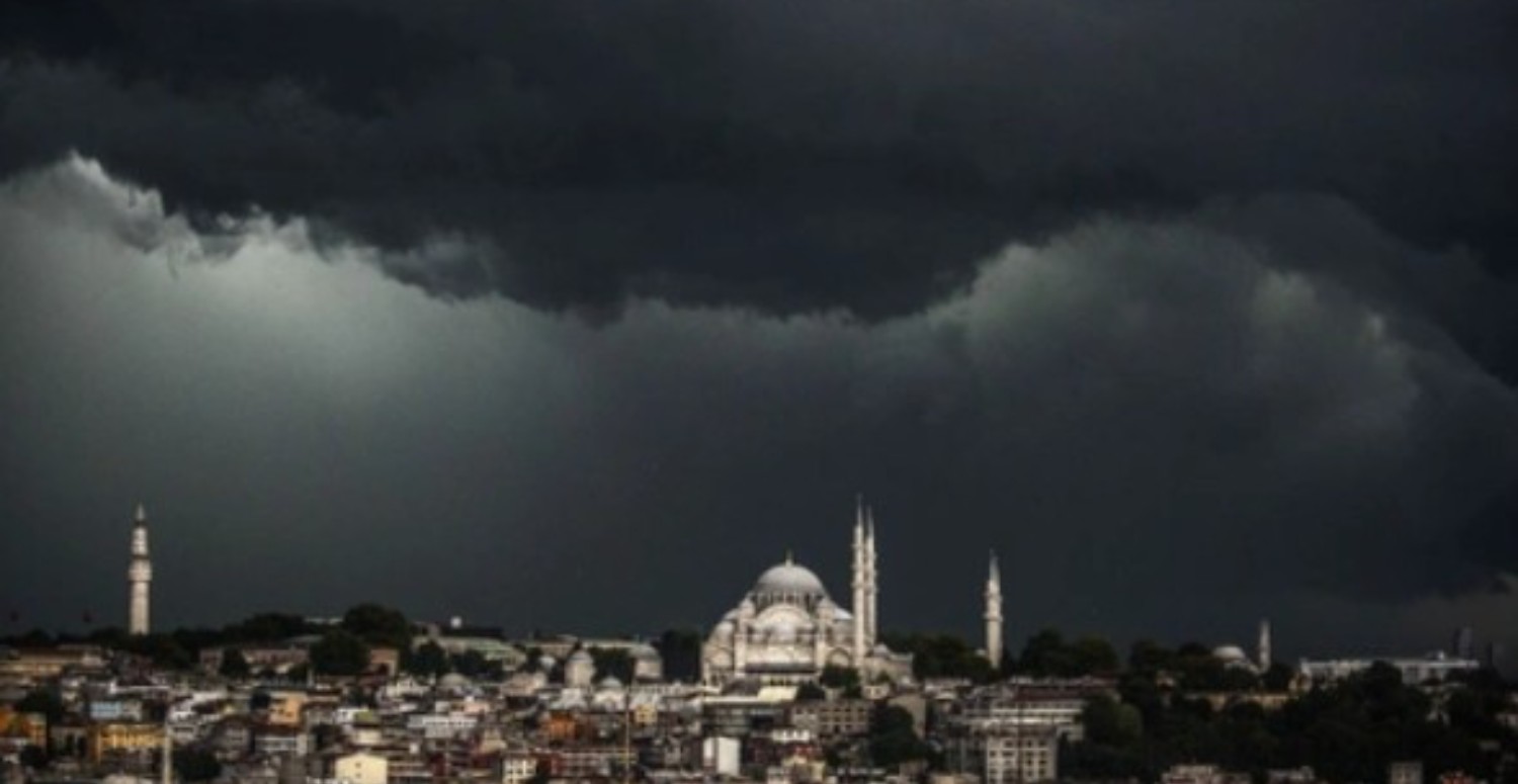 İstanbul'da yaşayanlar dikkat! O saatler arasında sakın kapı pencere açmayın: 44 bin kişi bu yüzden öldü!