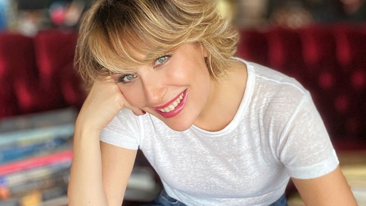 Komedi dizilerinin bir numaralı senaristi! Gülse Birsel meğer yıllardır o isimle evliymiş: Bir kez bile görülmediler!