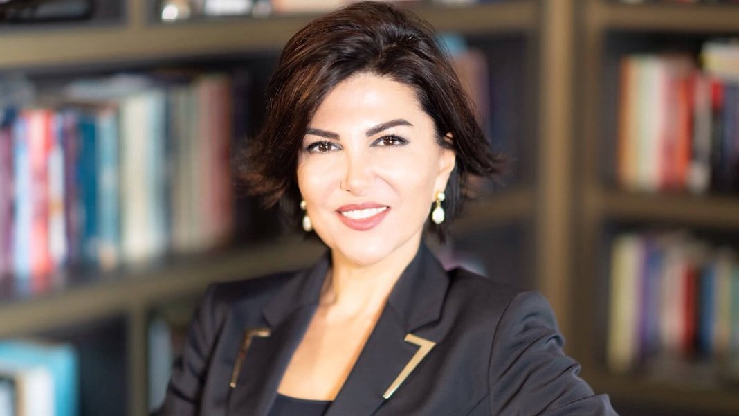 Gazeteci Sedef Kabaş CHP'den aday adayı oldu