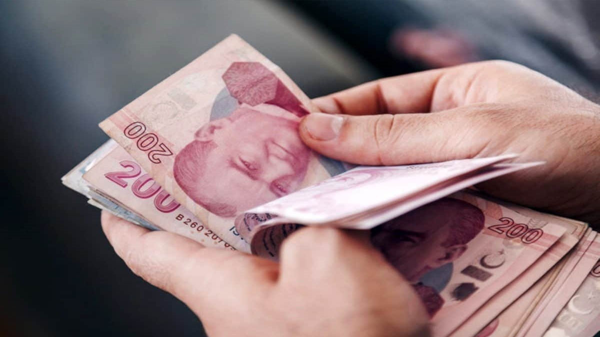 Emekli maaşı zammı ile promosyonlar güncellendi! Bu maaşa bu promosyon diyerek Ziraat Bank, Vakıfbank ve Halkbank güncelledi!
