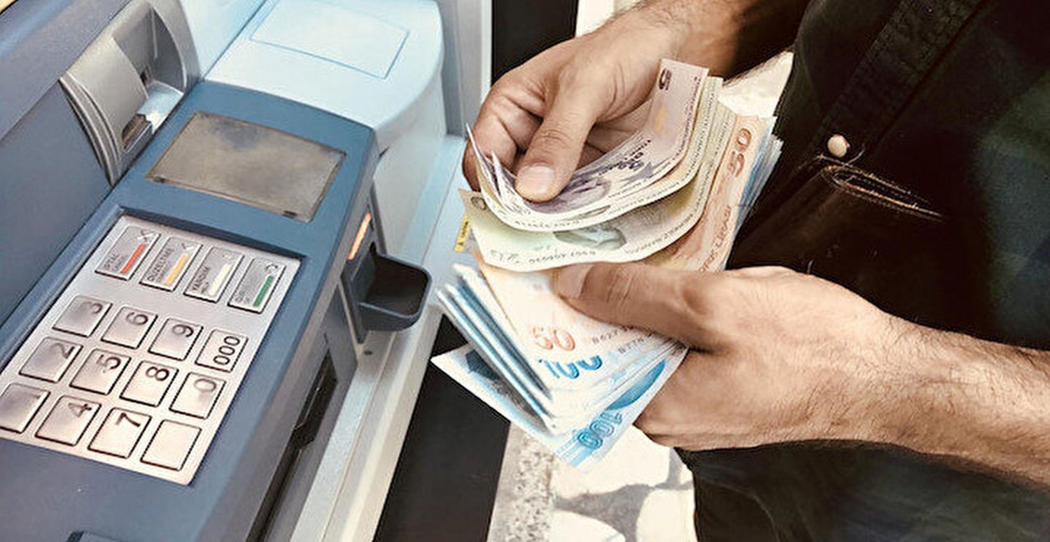 Milyonlarca emekliye müjdeli haber! Bayram ikramiyesi tutarı açıklandı: Beklenen zam yansıtıldı!