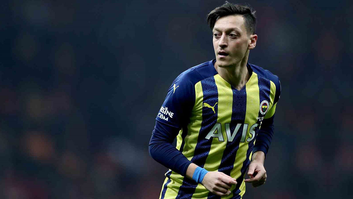 Mesut Özil'in serveti dudak uçuklattı! İstese dört büyüklerden biri satın alabilir