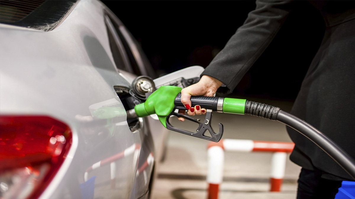 Benzin indirimi kapıya dayandı! Araç sahipleri indirim gününü bekliyor... Benzin o günden sonra bu fiyata düşecek!