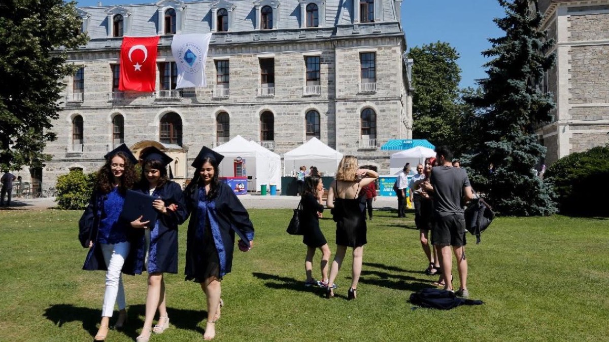 The Times'dan 14 Mayıs haberi: 'CHP, genç seçmeni ateşlemeyi başardı'