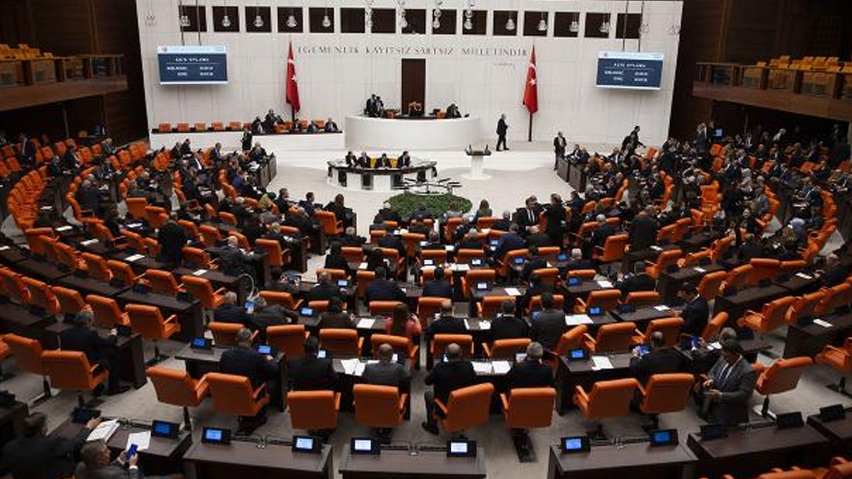 Emekli maaşları TBMM gündeminde