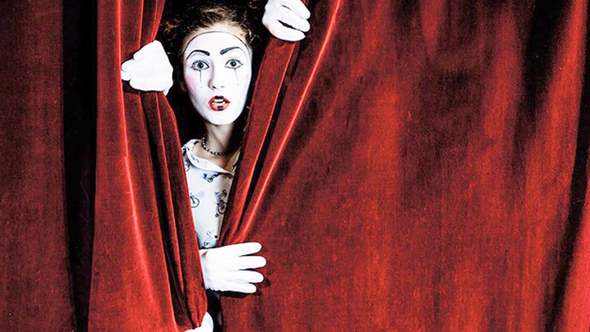 Tiyatro perdesi dükkan kepengi sayılmasın