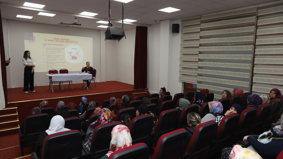 Mihalıççıklı kadınlar seminerde buluştu